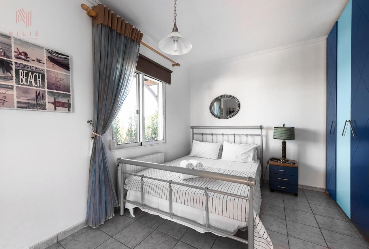 Villa Roadhouse, Nilie Hospitality Mgmt Flogita Exterior foto